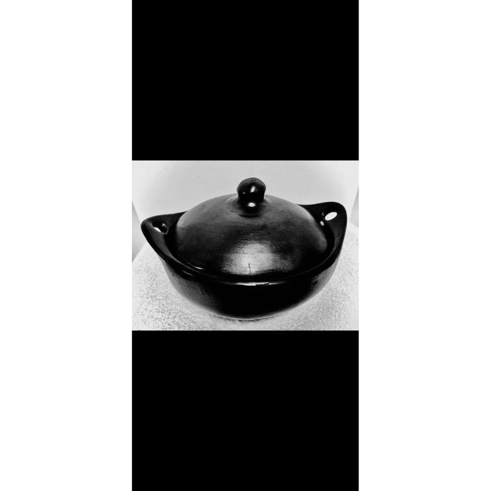 Williams Sonoma Chamba Oval Casserole Dish - Black Made In Columbia